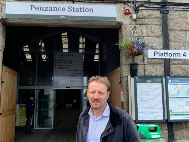 Penzance and St Erth ticket offices saved.